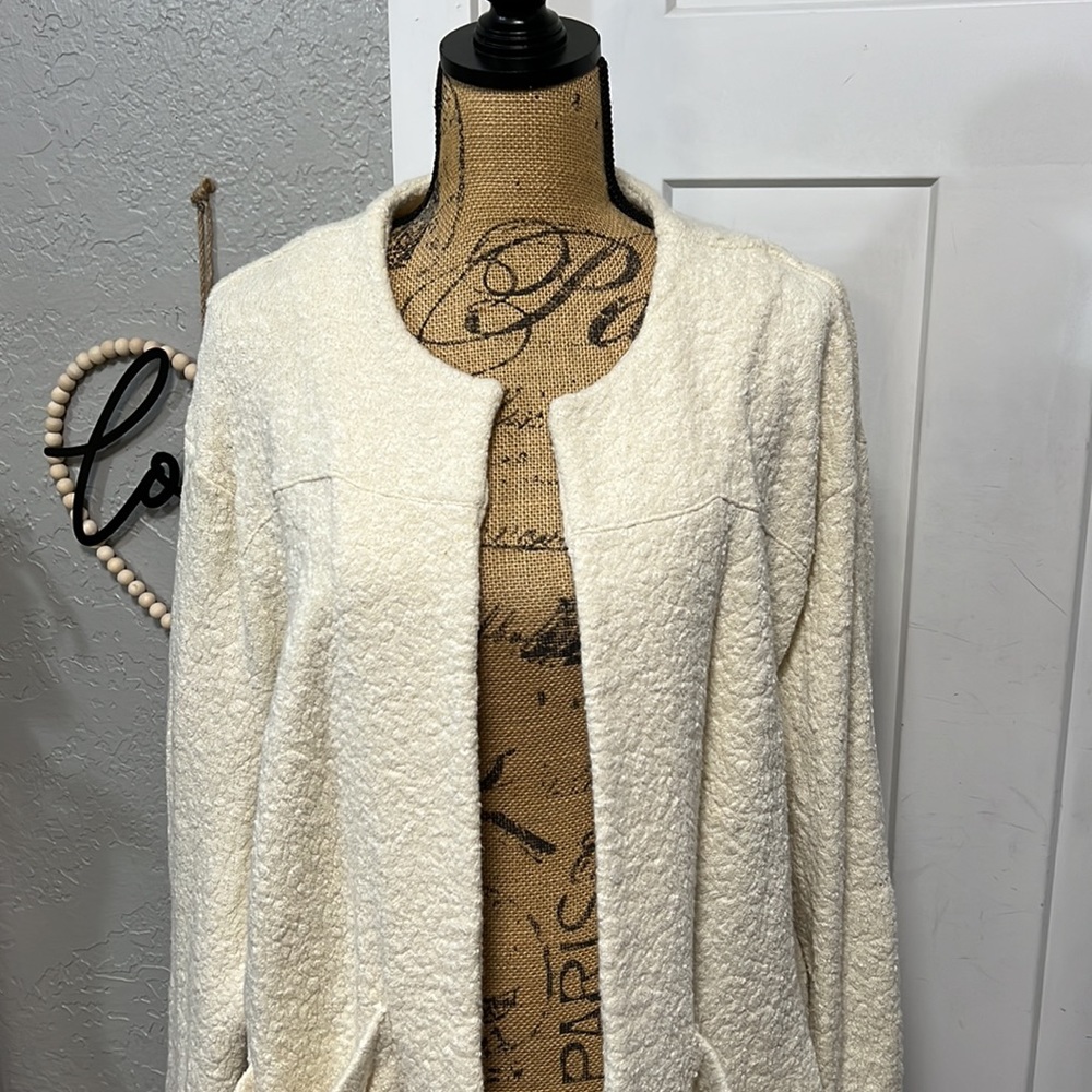 FREE PEOPLE OVERSIZED CREAM TEXTURED LONG SWEATER SMALL